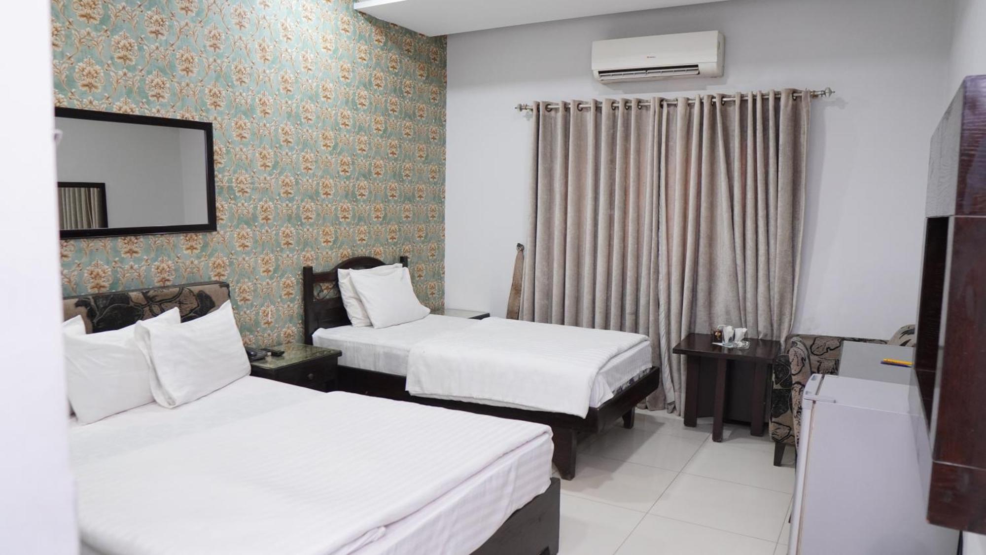 Hotel Silver Sand ملتان المظهر الخارجي الصورة